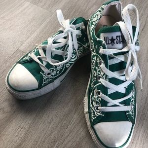 Converse Shoes - 🛑SOLD🛑GREEN FLORAL Converse All-Star Sz.6 Converse Shoes - 🛑SOLD🛑GREEN FLORAL Converse All-Star Sz.6
